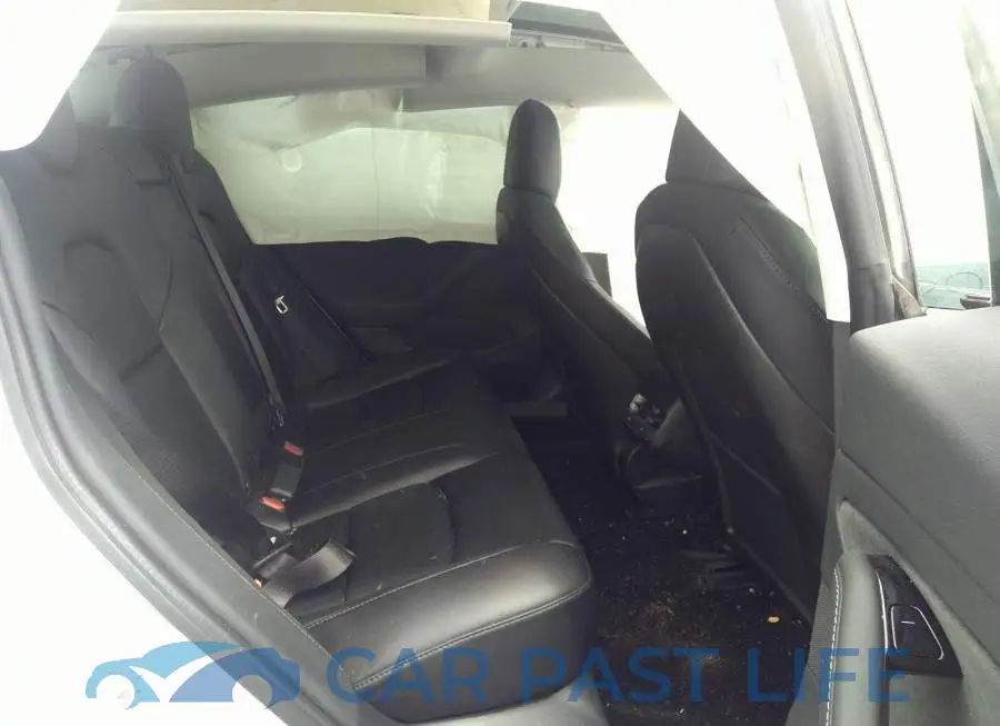 5YJ3E1EC5LF719600# 8