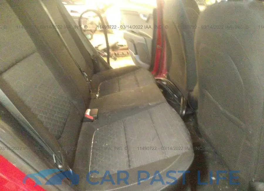 3KPA25AB3JE052677# 8