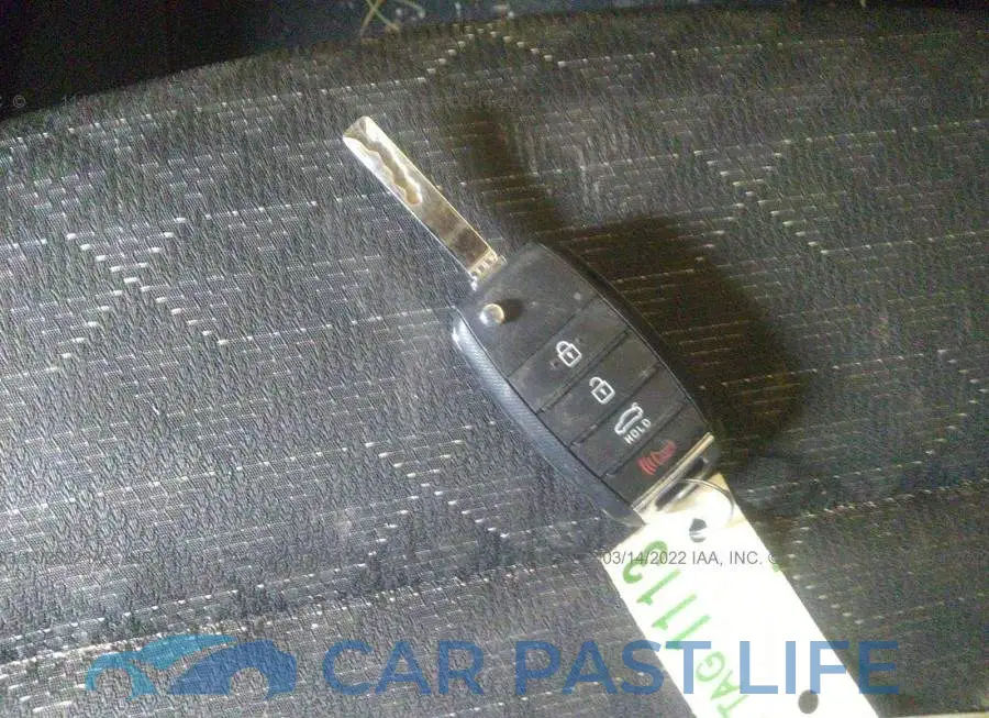 3KPA25AB3JE052677# 11