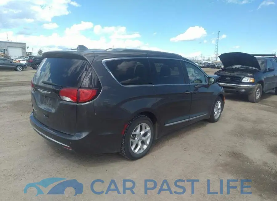 2C4RC1EG5HR633086# 4