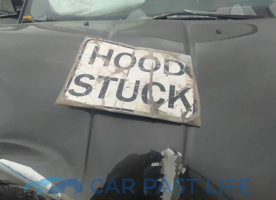 3C4PDCCG4GT152700# 10