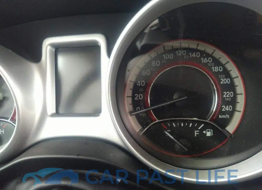 3C4PDCCG4GT152700# 7