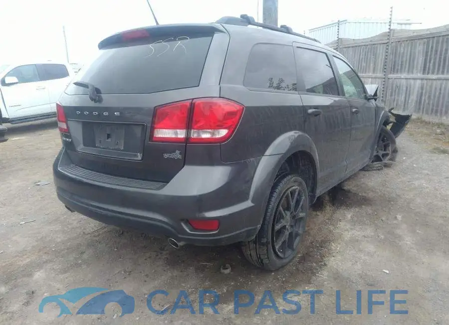 3C4PDCCG4GT152700# 4