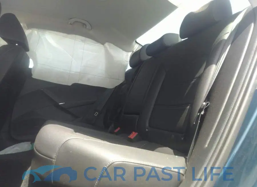 1VWUA7A33LC007377# 8