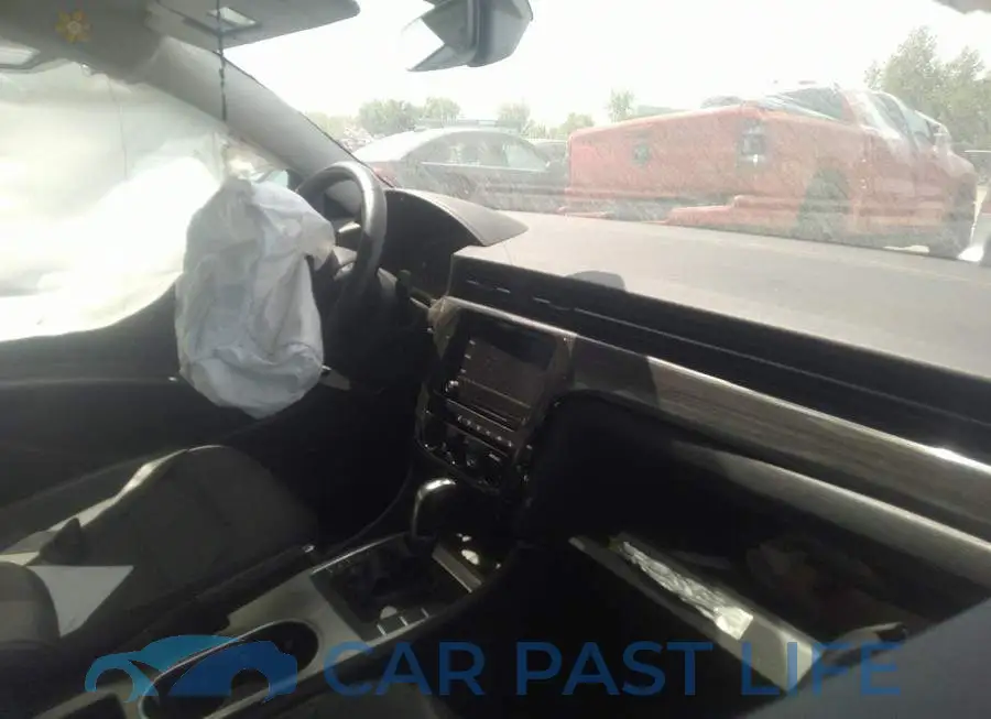 1VWUA7A33LC007377# 5