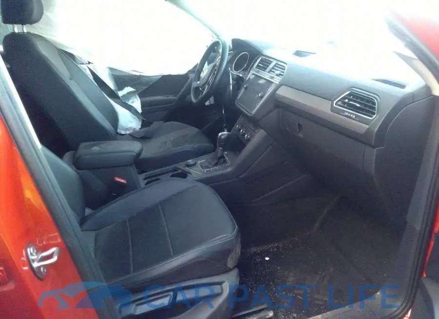 3VV2B7AX5KM094451# 5