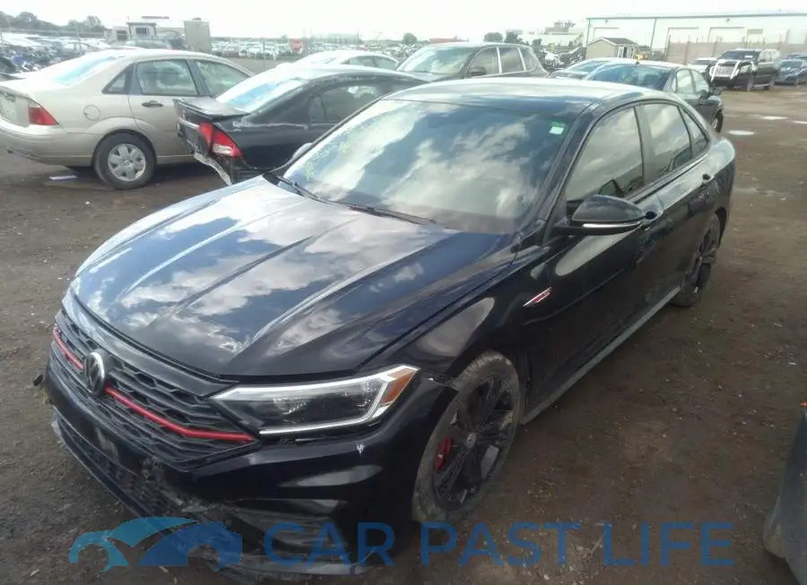 3VW5T7BU9MM018146# 2