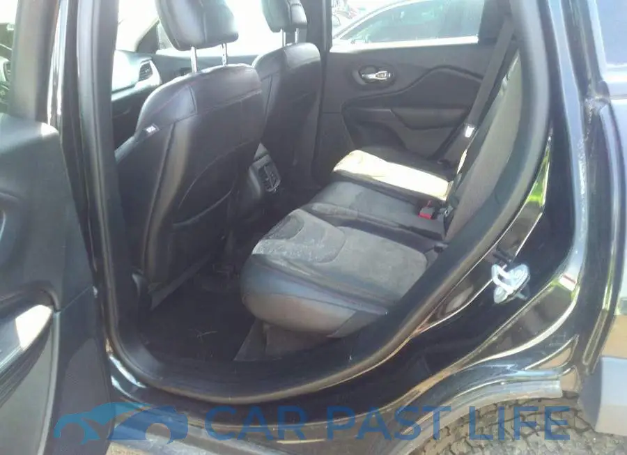 1C4PJMBS6GW340343# 8