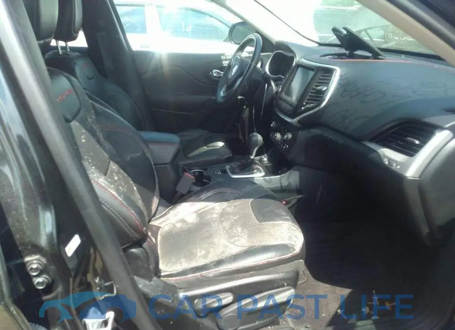 1C4PJMBS6GW340343# 5