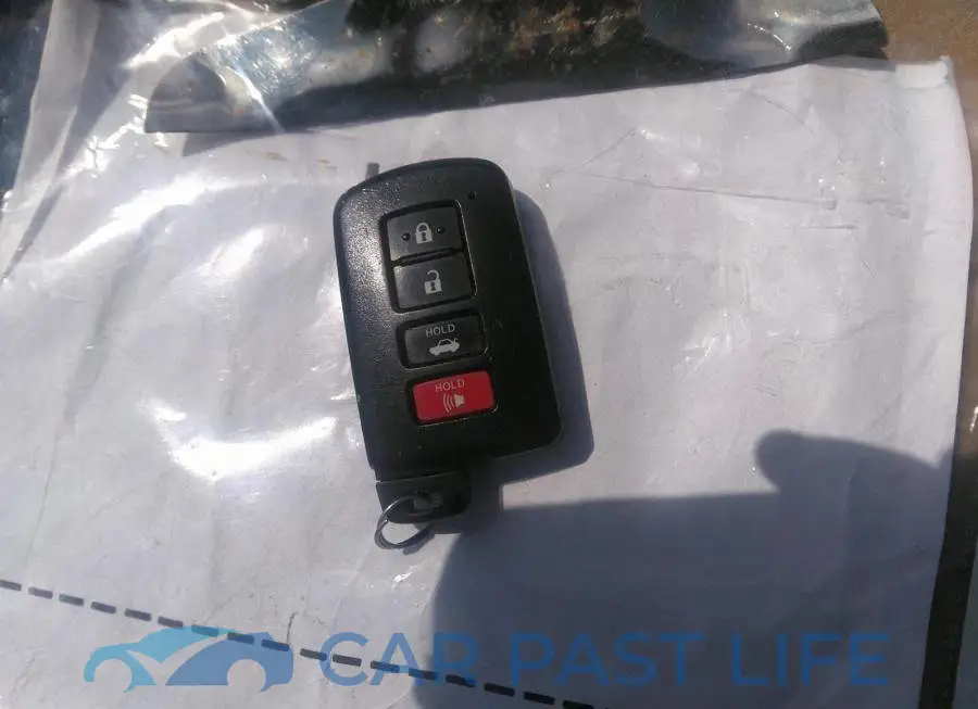 4T1BK1EB9FU185116# 11