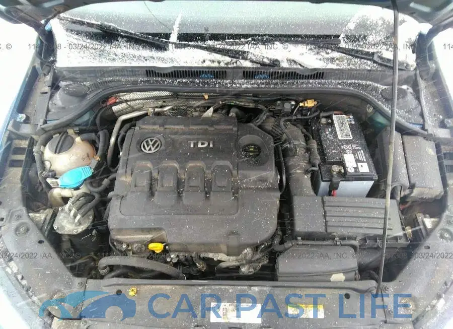 3VW3A7AJ0FM333988# 10