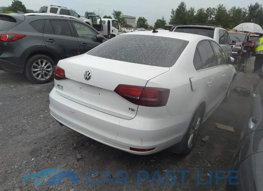 3VWL07AJ9GM325084# 4