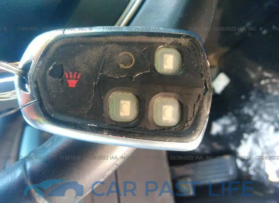 1G6AA5RX2H0213562# 11