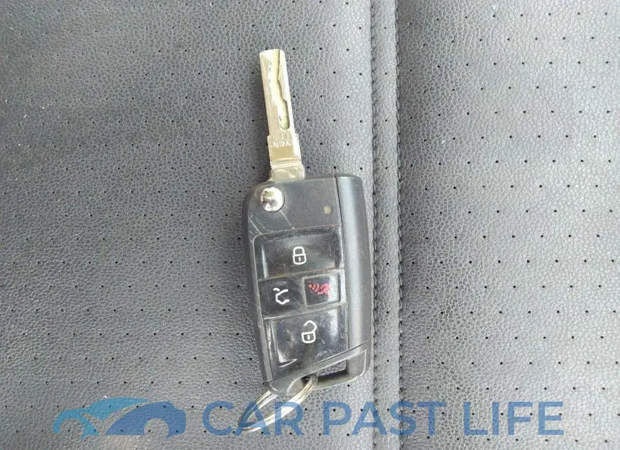 3VW217AU0FM011602# 11