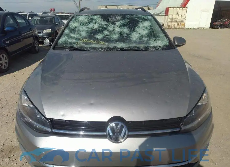 3VW117AU5JM764708# 6