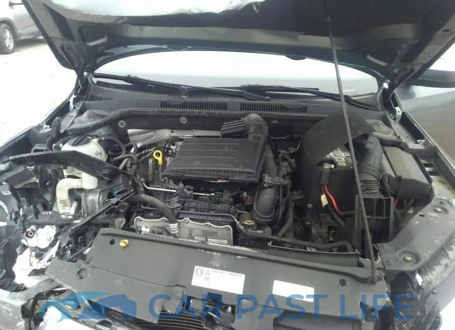 3VW2B7AJ3HM309633# 10