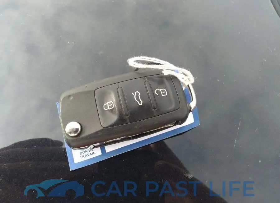 3VWLA7AJ2FM234802# 11