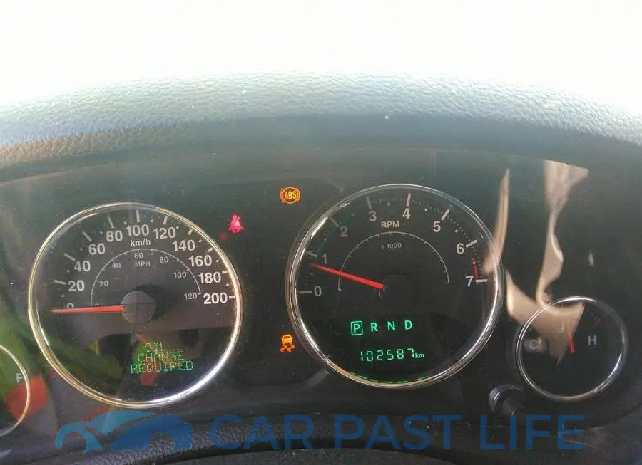 1C4BJWEG5JL900200# 7