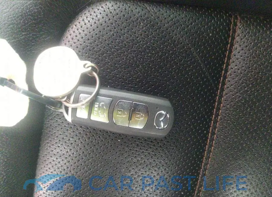 JM3KFBDM7K0689898# 11