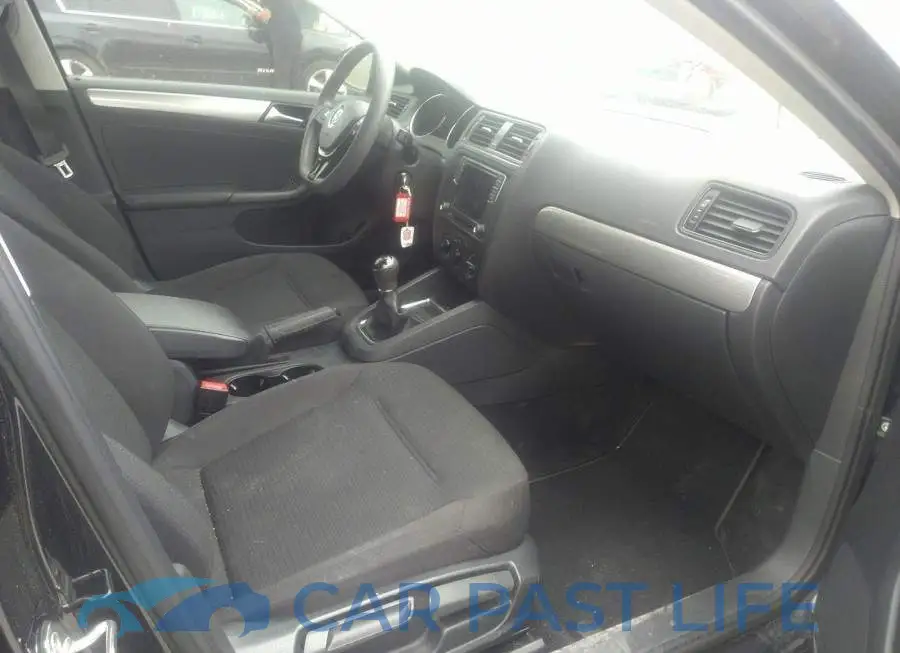 3VW167AJ8GM365503# 5