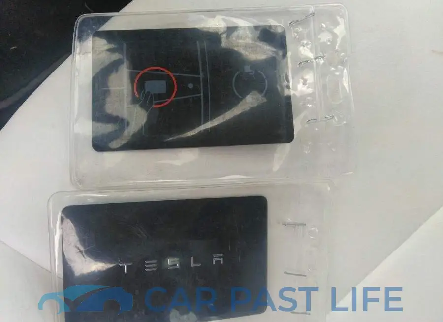 5YJ3E1EB8LF643409# 11