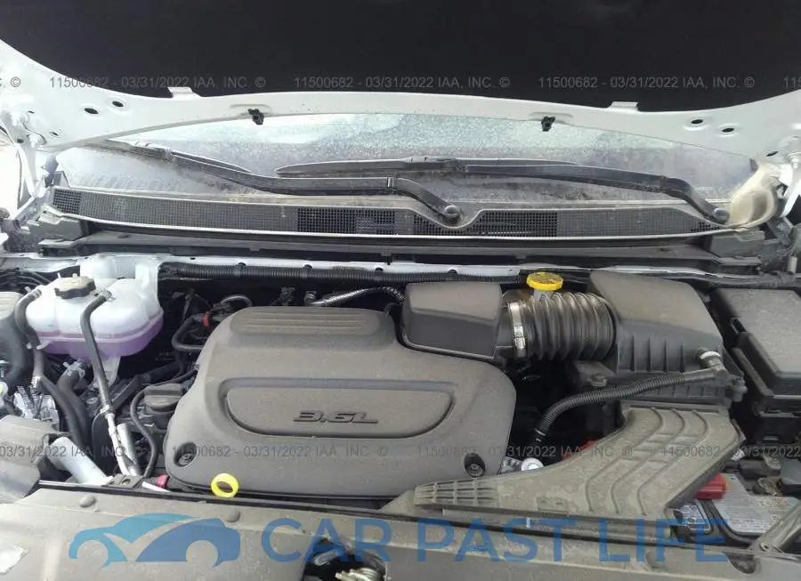 2C4RC3BG6NR119582# 10
