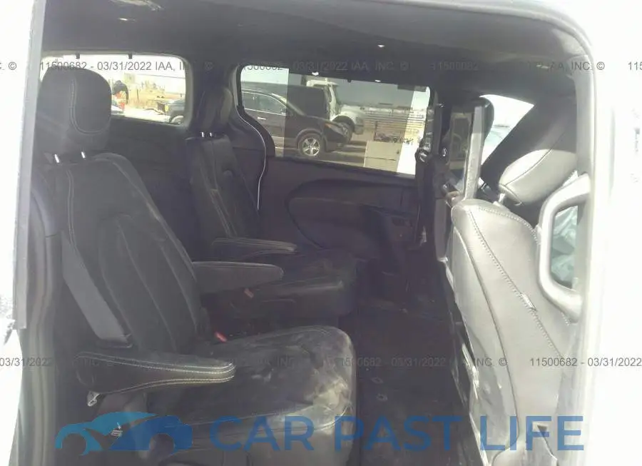 2C4RC3BG6NR119582# 8
