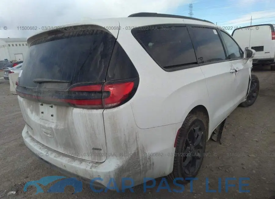 2C4RC3BG6NR119582# 4