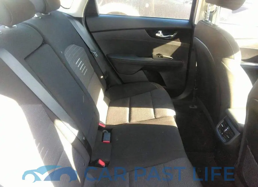 3KPF54AD5LE219584# 8