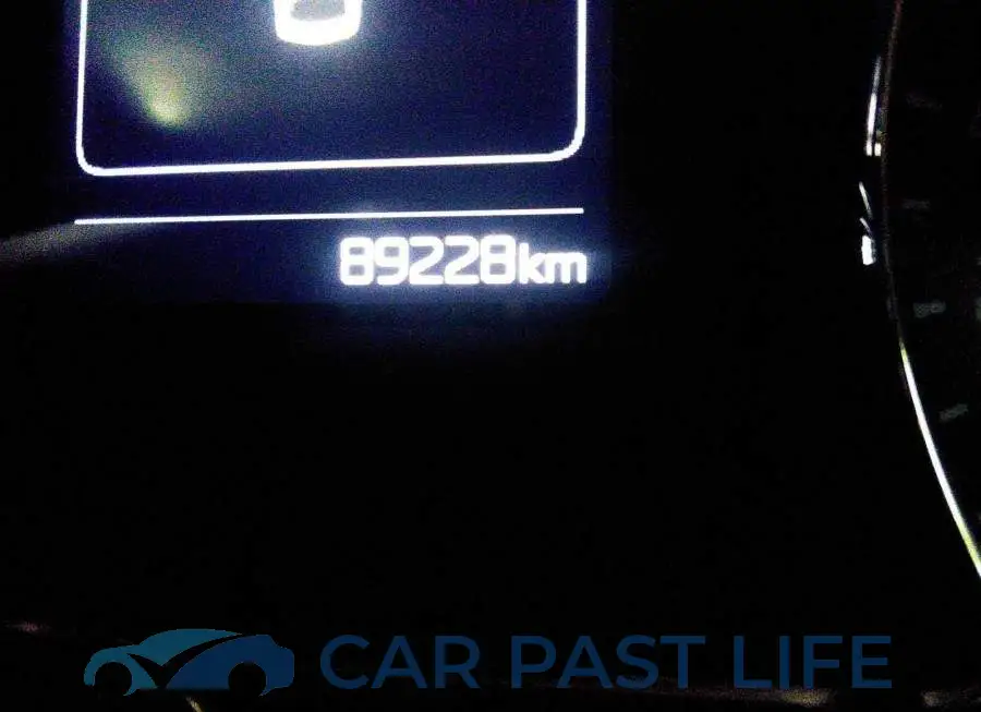 KNAFK5A86J5750185# 7