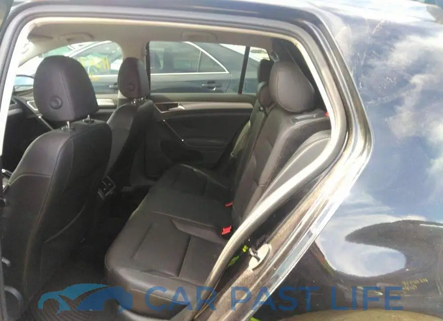 3VW217AU6FM002824# 8