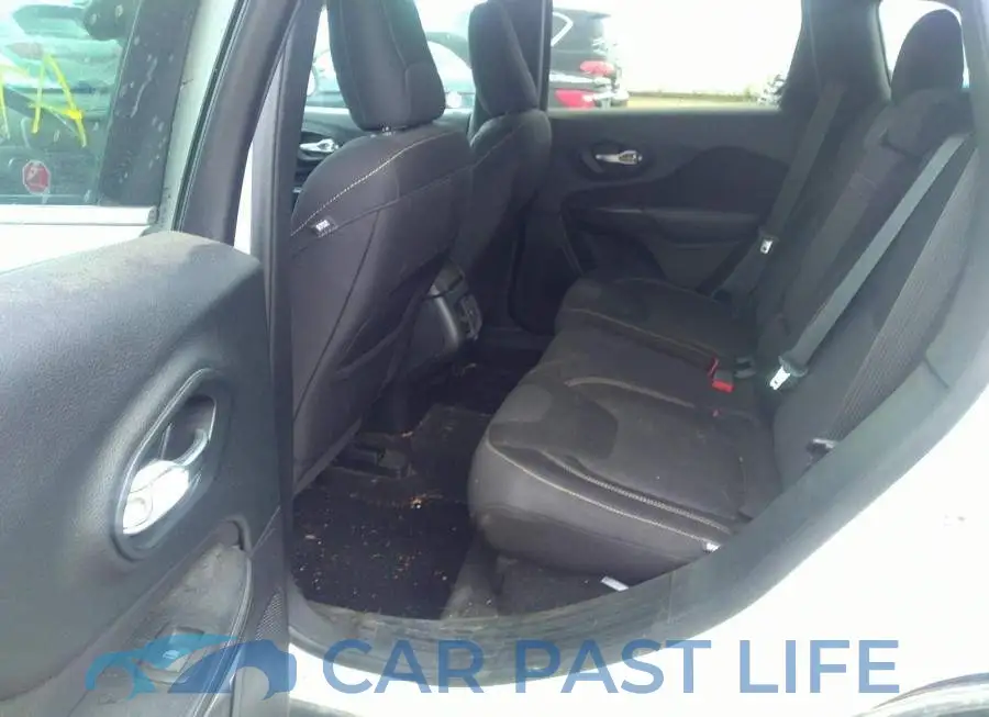 1C4PJMCS4FW576731# 8
