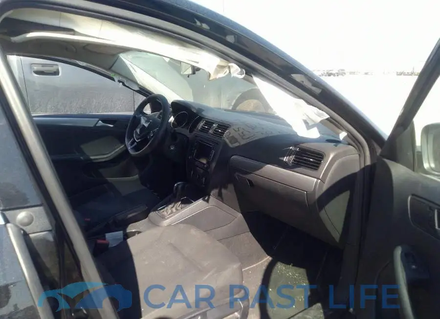 3VW2K7AJ1FM251745# 5