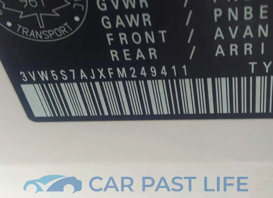3VW5S7AJXFM249411# 9