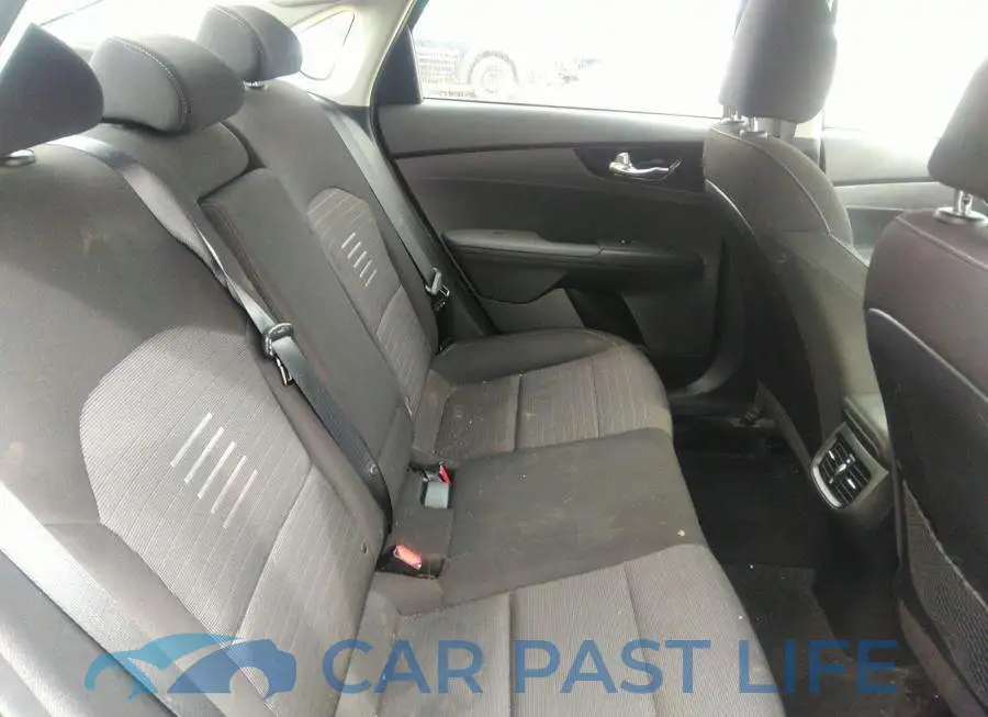 3KPF54AD4LE230947# 8