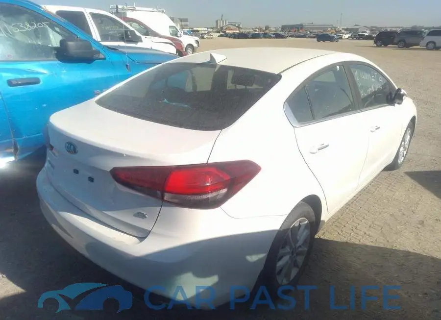 3KPFL4A86HE040776# 4