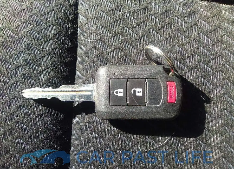 JA4AT3AA3KZ604638# 11