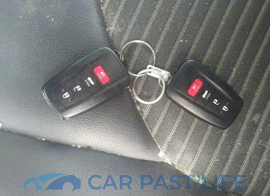 4T1B21HK2LU522989# 11