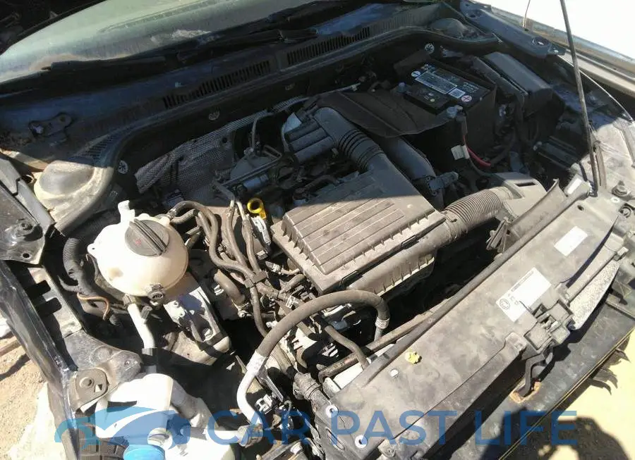 3VW2B7AJ1HM306567# 10