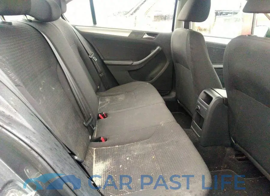 3VW2K7AJ0FM336902# 8