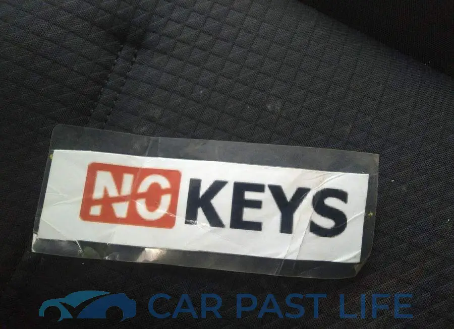 3VW2K7AJ1FM208443# 11