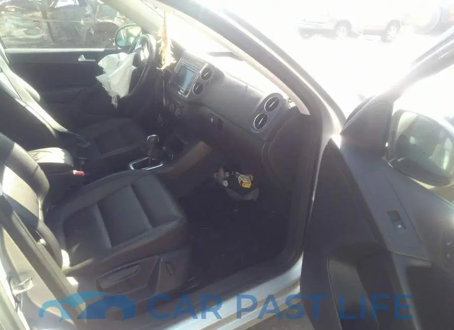 WVGNV7AX8HK032685# 5