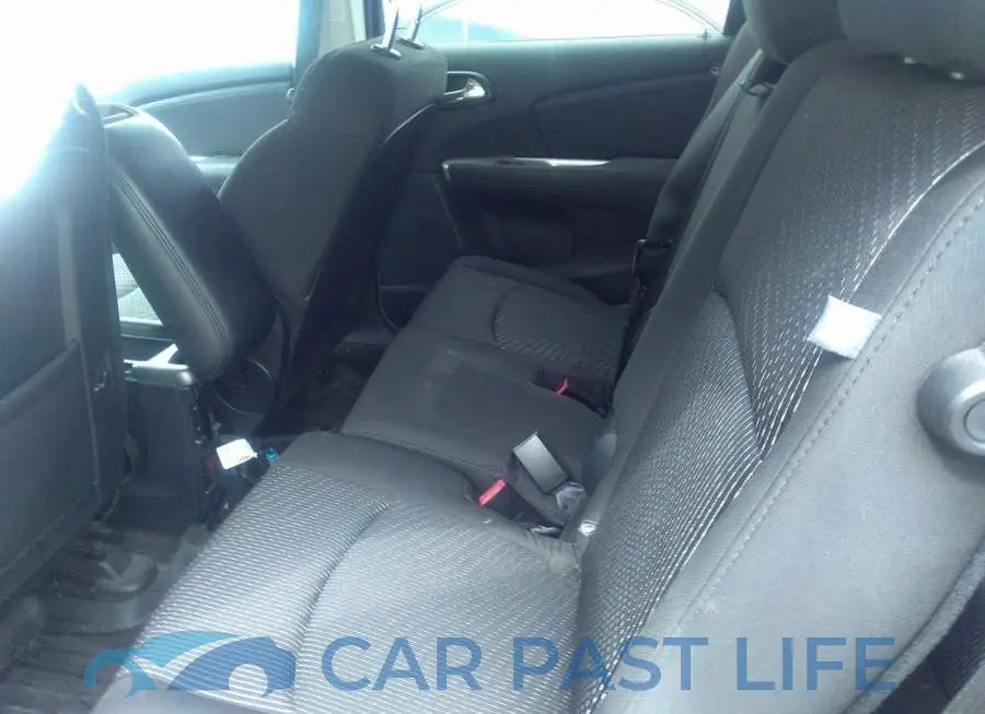 3C4PDCCG3GT161744# 8