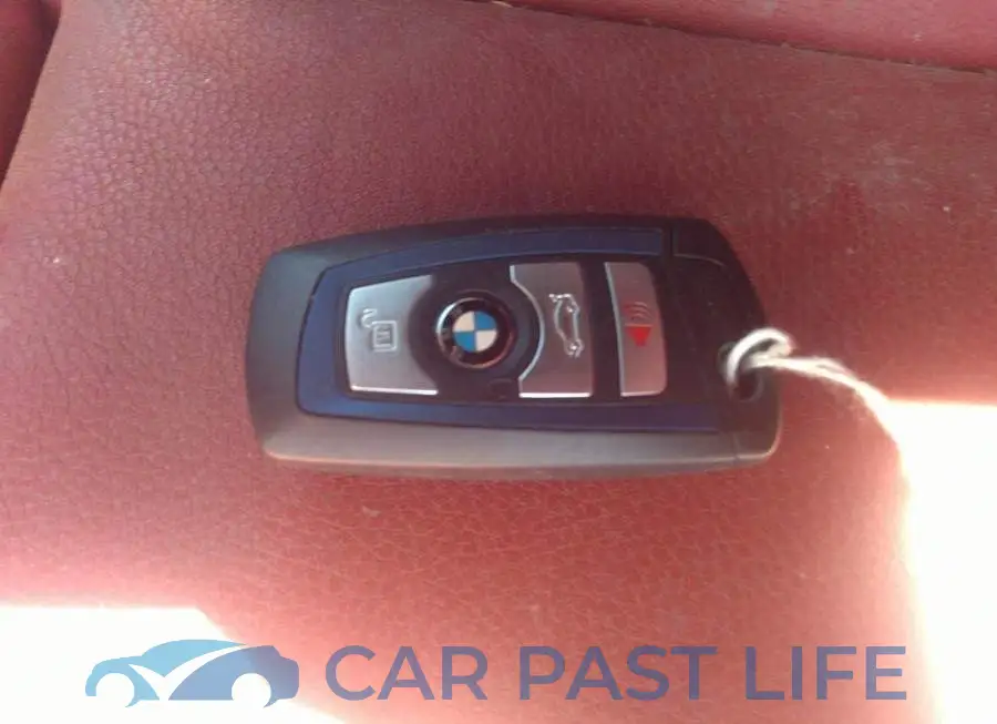 WBA4W5C58JAE43545# 11