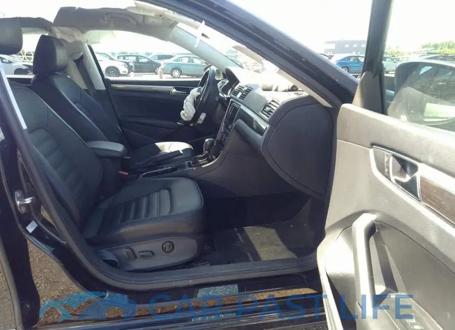 1VWKA7A36KC009758# 5