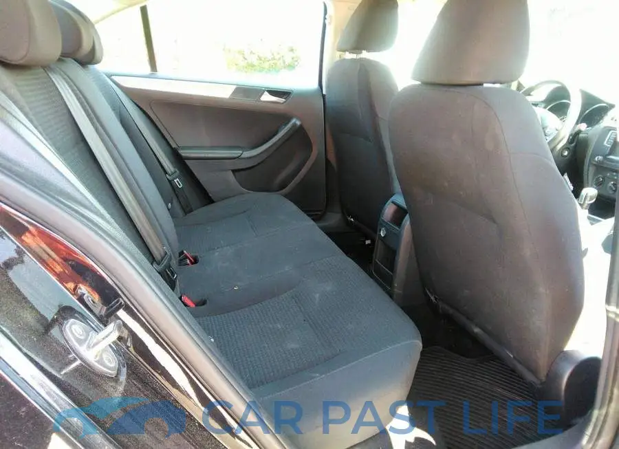3VW267AJ5GM208760# 8