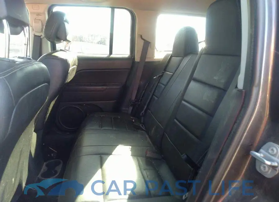 1C4NJRAB8HD164298# 8