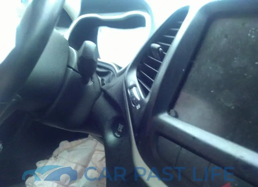 1C4PJLDB2FW580558# 11