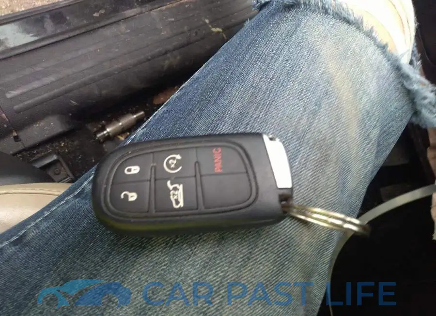 1C4PJMDB5GW153639# 11