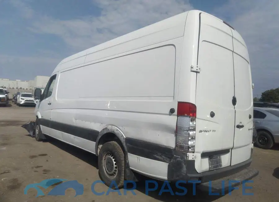 WD3BE8DCXFP164332# 3
